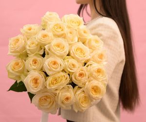 Букет из 25 белых роз